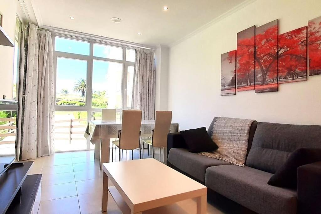 Apartamento Playa Foz Con Jardin Y Piscinaアパートメント エクステリア 写真