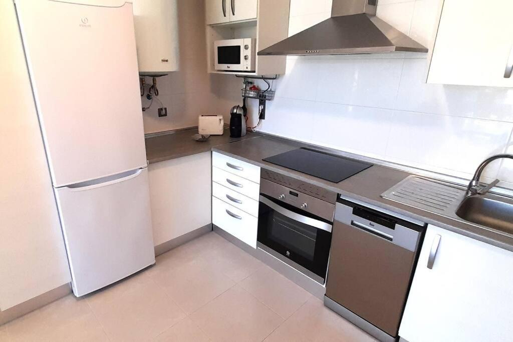 Apartamento Playa Foz Con Jardin Y Piscinaアパートメント エクステリア 写真